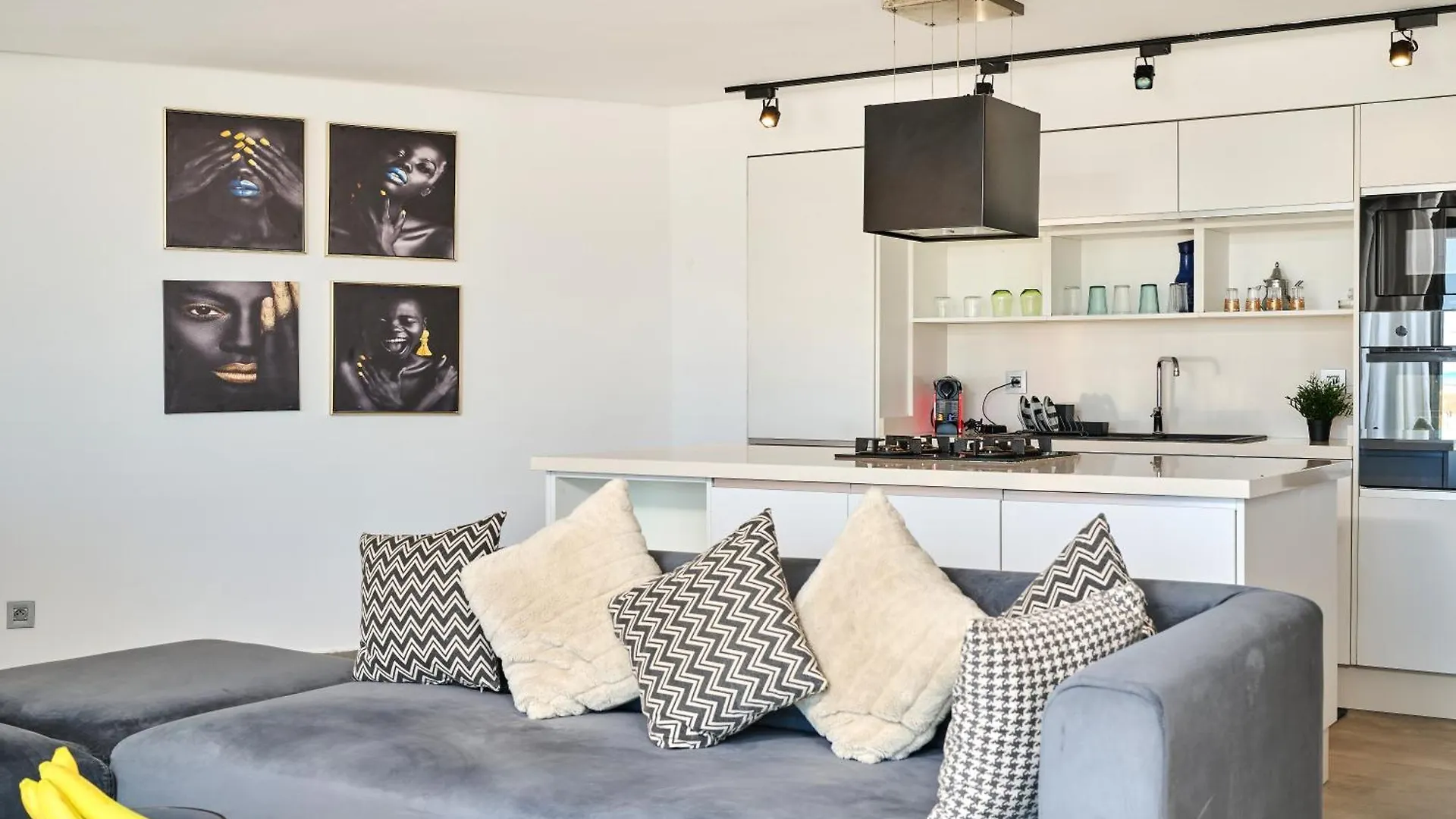 Thecasaedition - Bel Azur - Sea View & Hassan II Mosque Residency Casablanca 0*,  Morocco