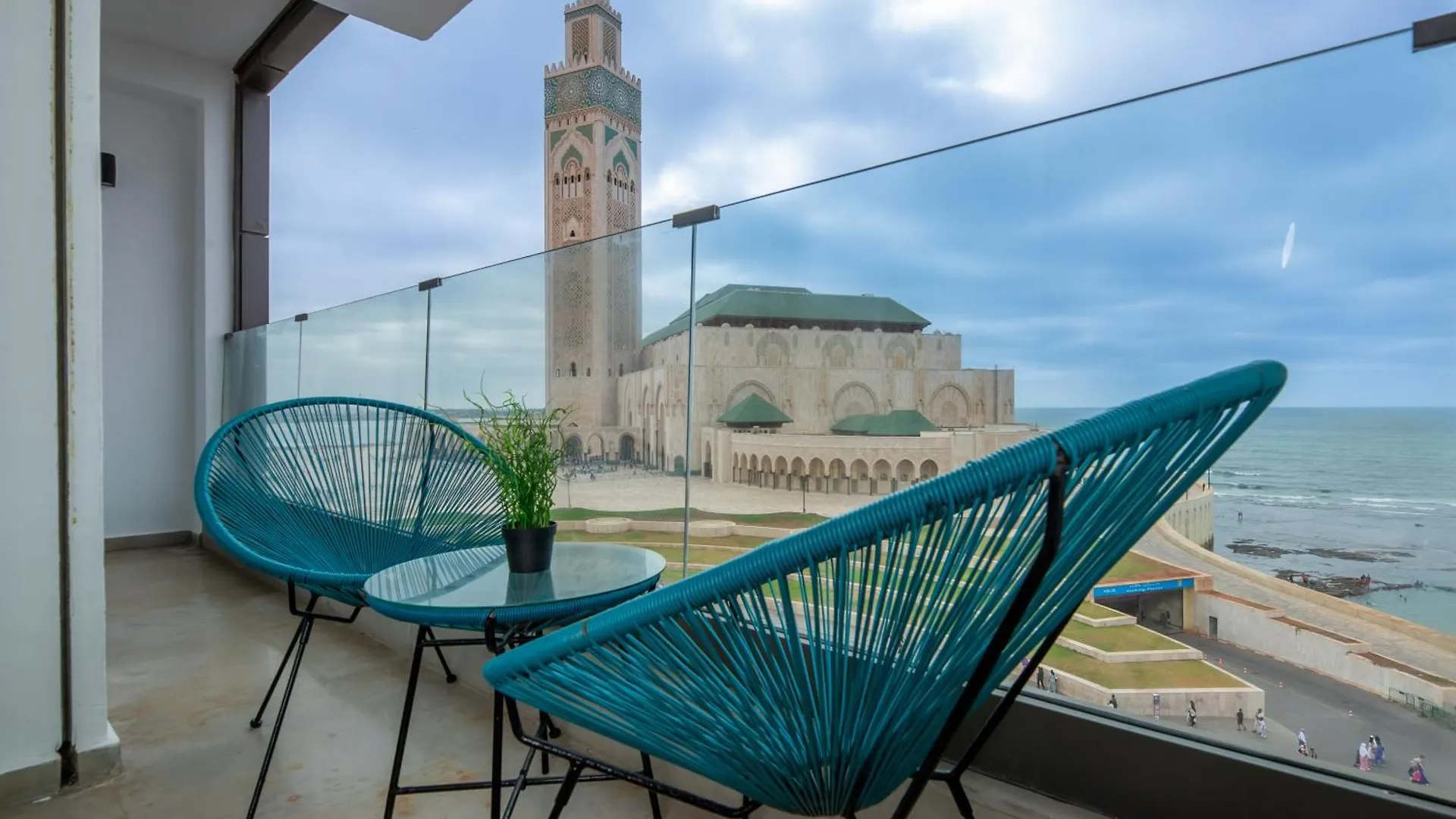 Appartamento Sea View-Mosquée Hassan II- By CasaKhemsa  Casablanca Marocco